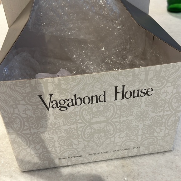 Squirrel head & tail nut bowl SM new in box - Picture 6 of 6